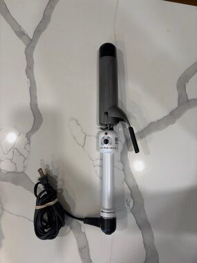 Hot Tools Professional 1.5 inch curling iron